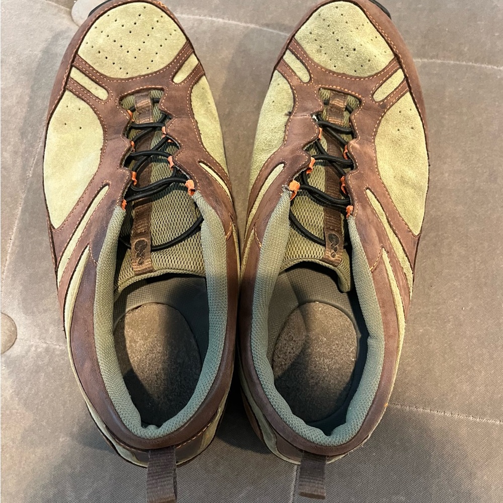 Ahnu Suede Leather Slip On Shoes Mens 12